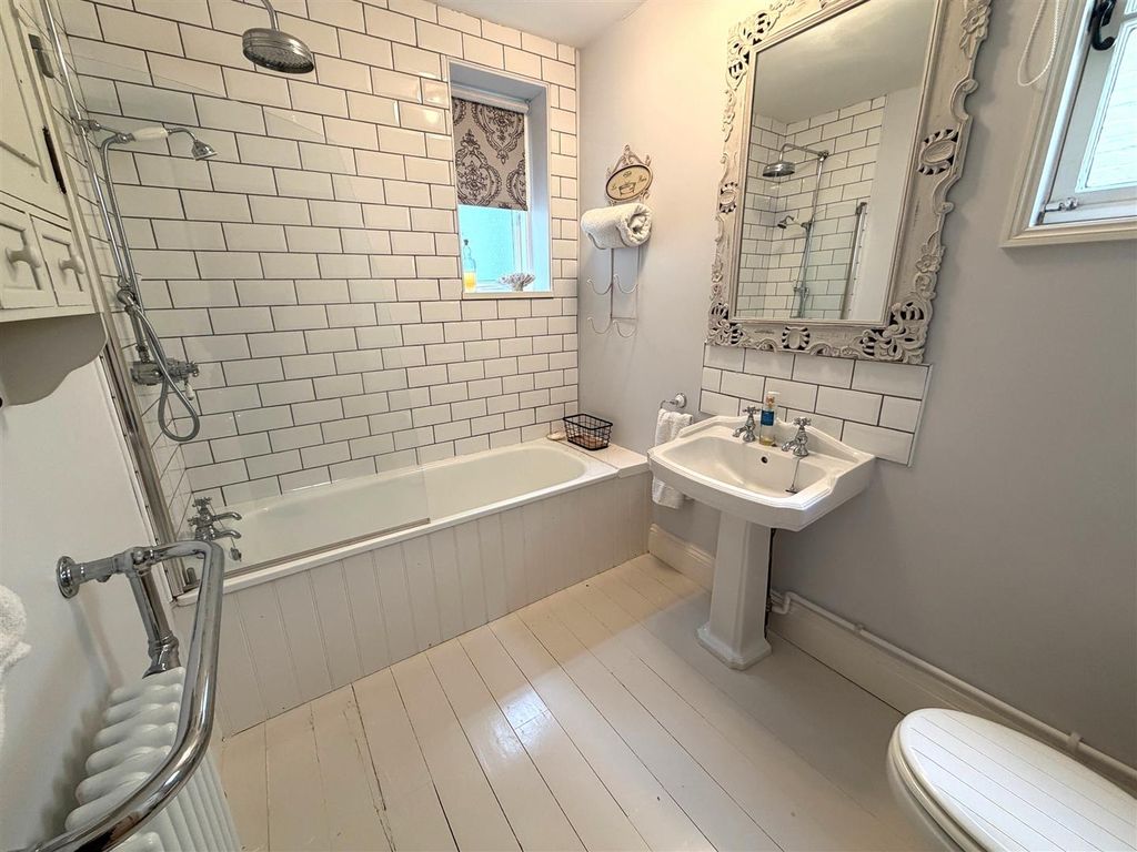 Additional image 9 of 1 bed flat for saleEsplanade, Fowey PL23