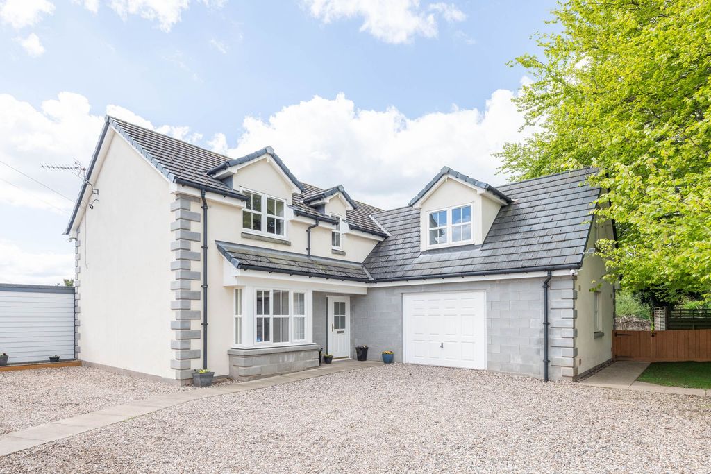 5 bed detached house for saleLigna House, High Street, Ayton TD14