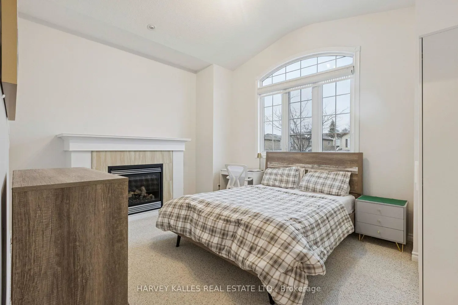 Additional image 12 of 409 Tealby Crescent