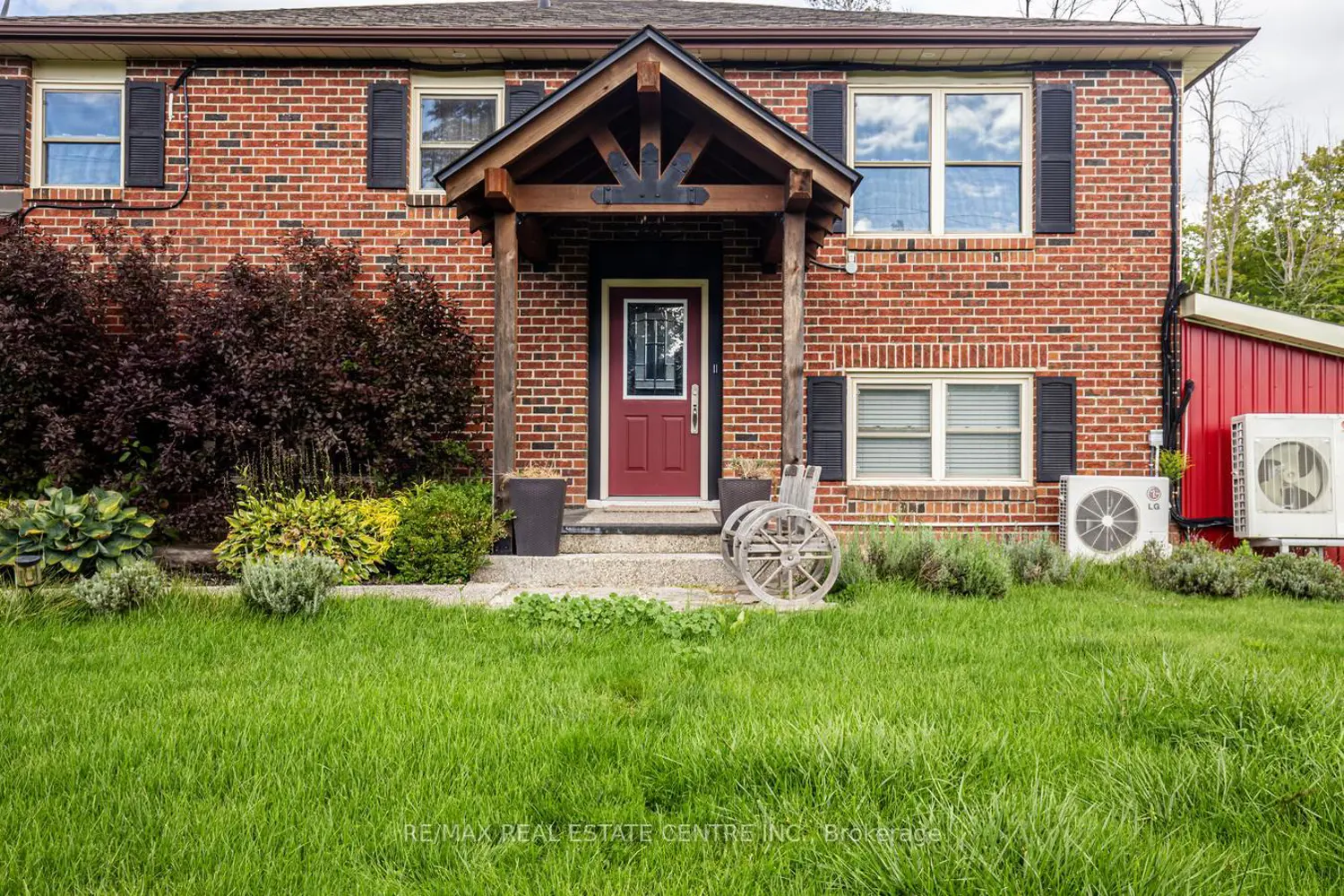 9438 Wellington Rd 42 Road photo 2