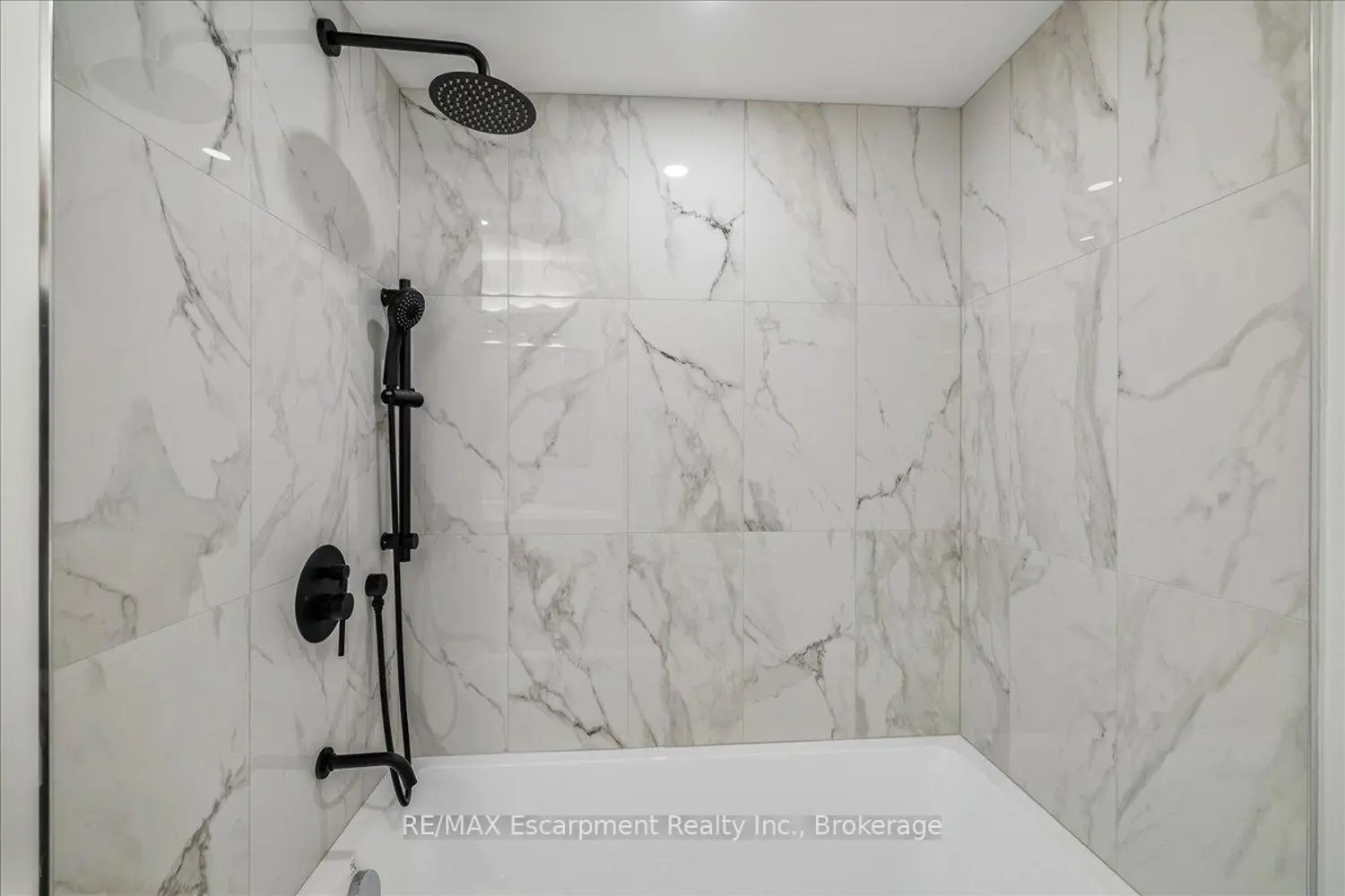 Additional image 16 of 2171 Fiddlers Way 36