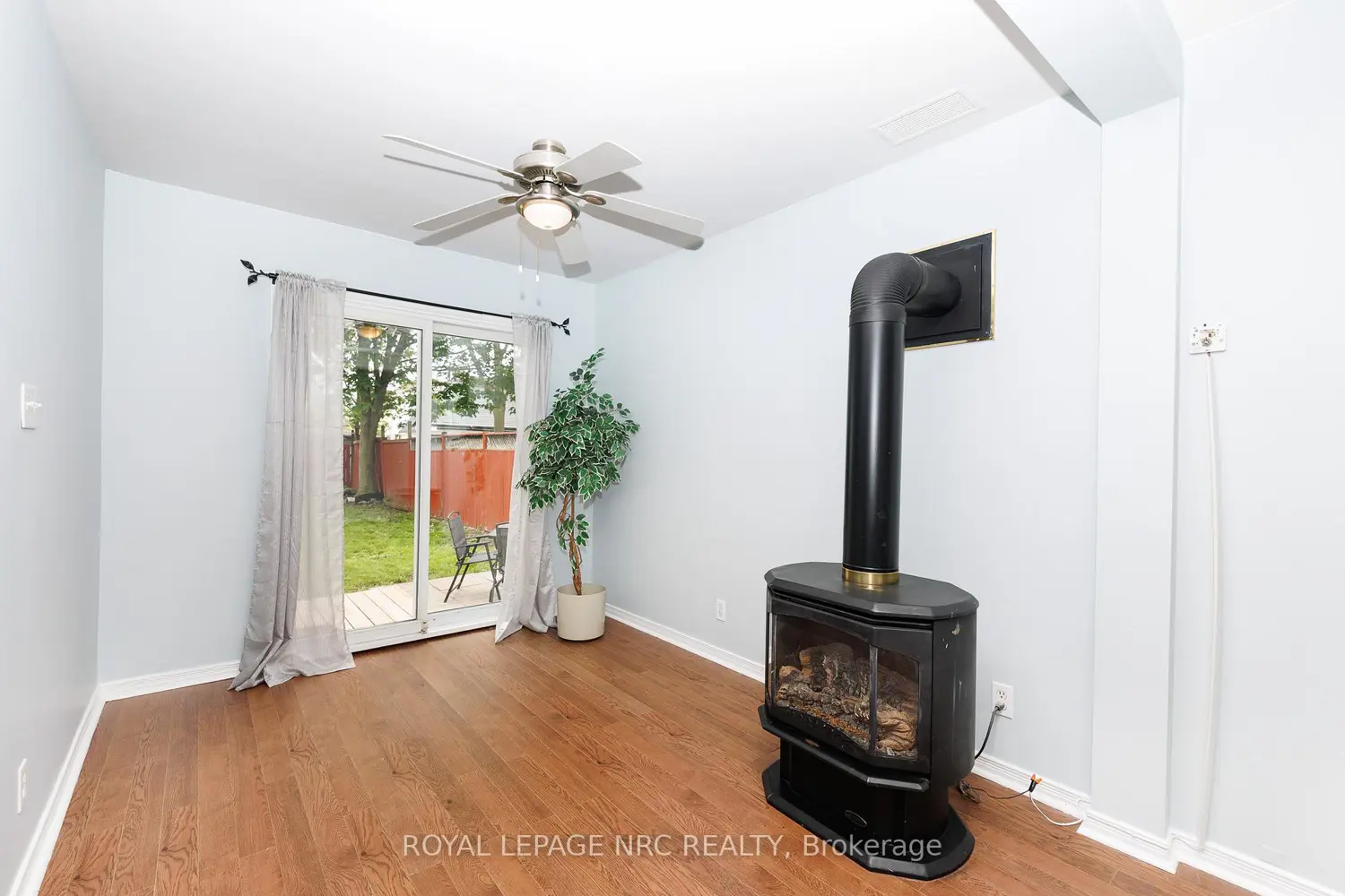 Additional image 7 of 4676 Mcdougall Crescent
