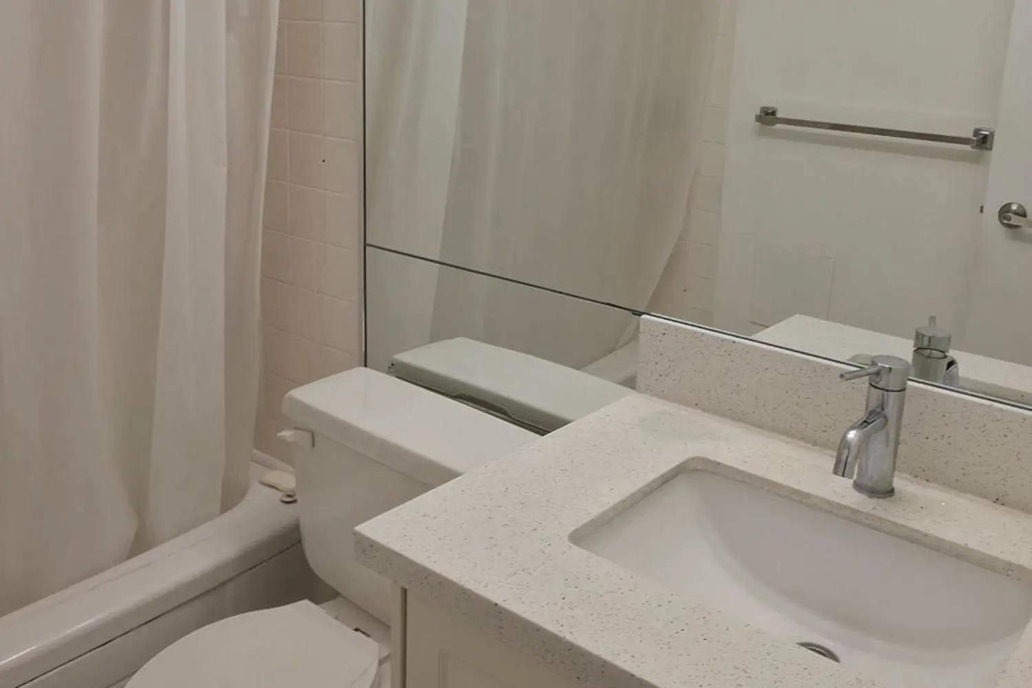 Additional image 6 of 205 Hilda Avenue 1407