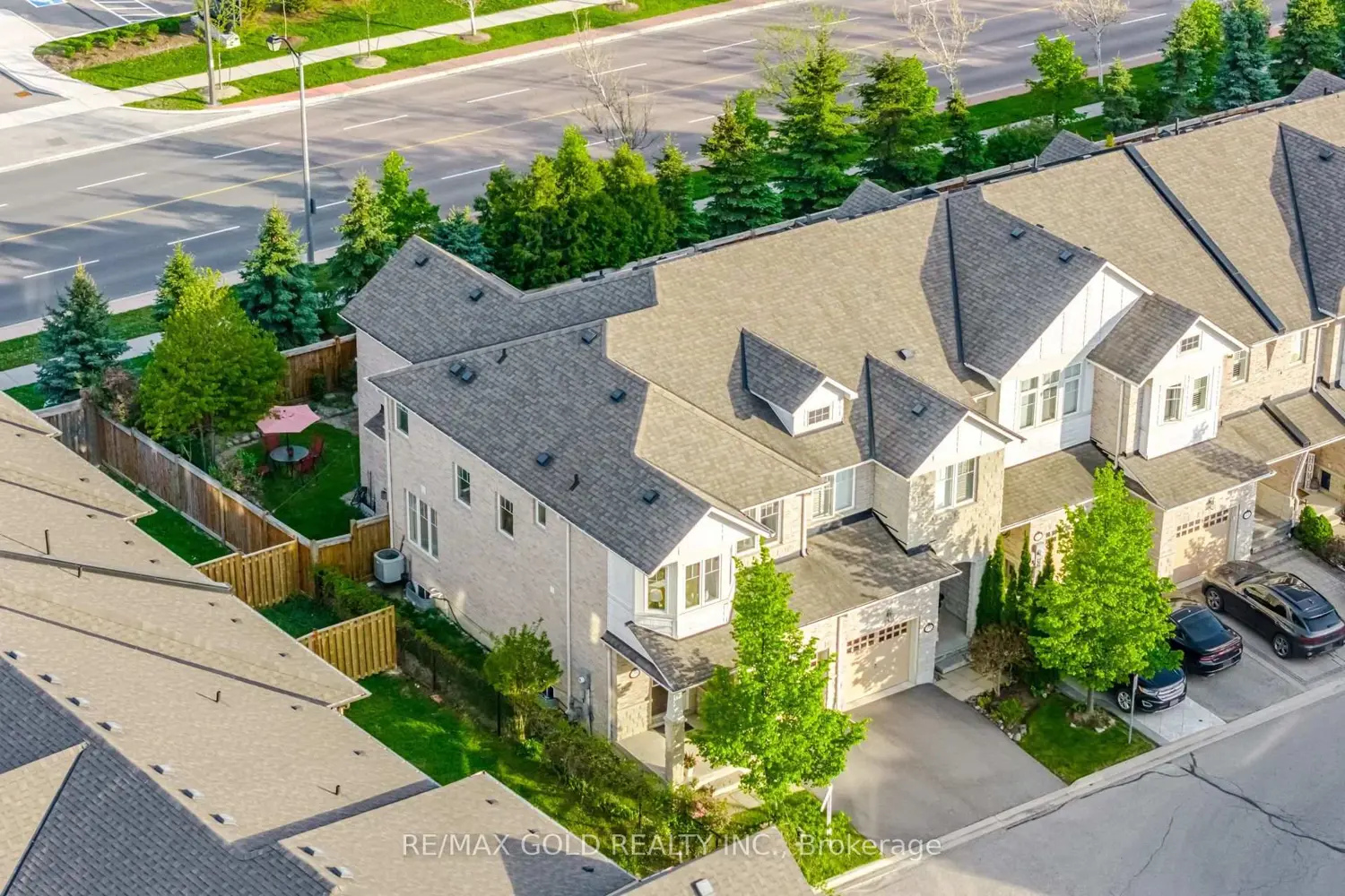 29 Aspenview Avenue photo 3