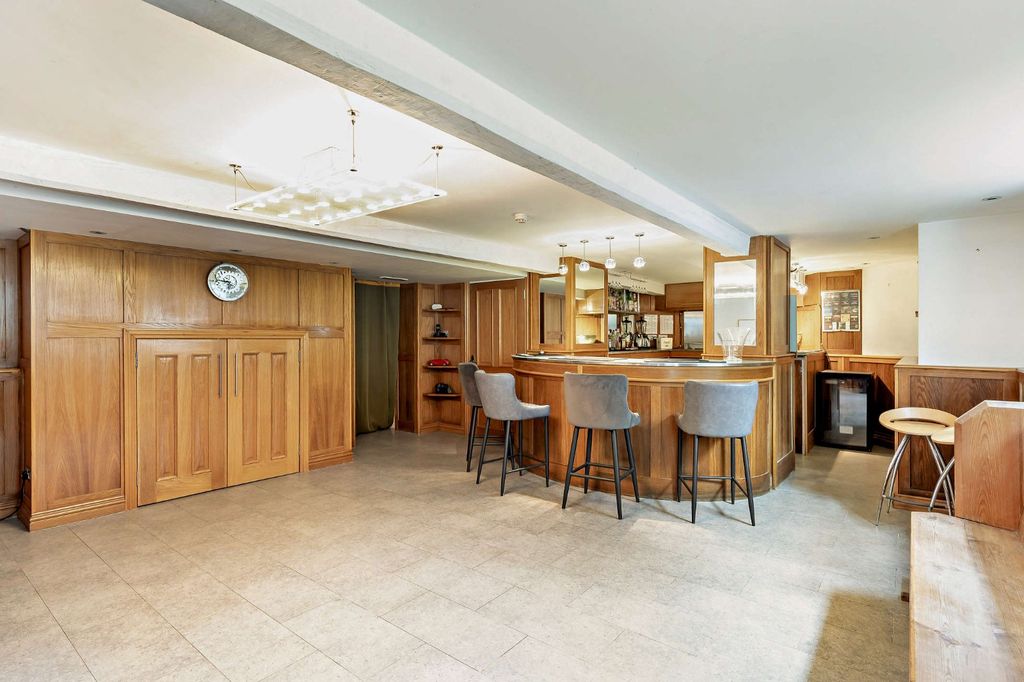 Additional image 14 of 8 bed detached house for saleChurch Street, Crondall, Farnham, Surrey GU10