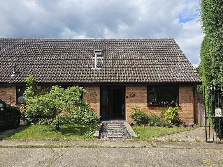 3 bed detached house for saleGreenvale Gardens, Court Meadow, Gillingham ME8