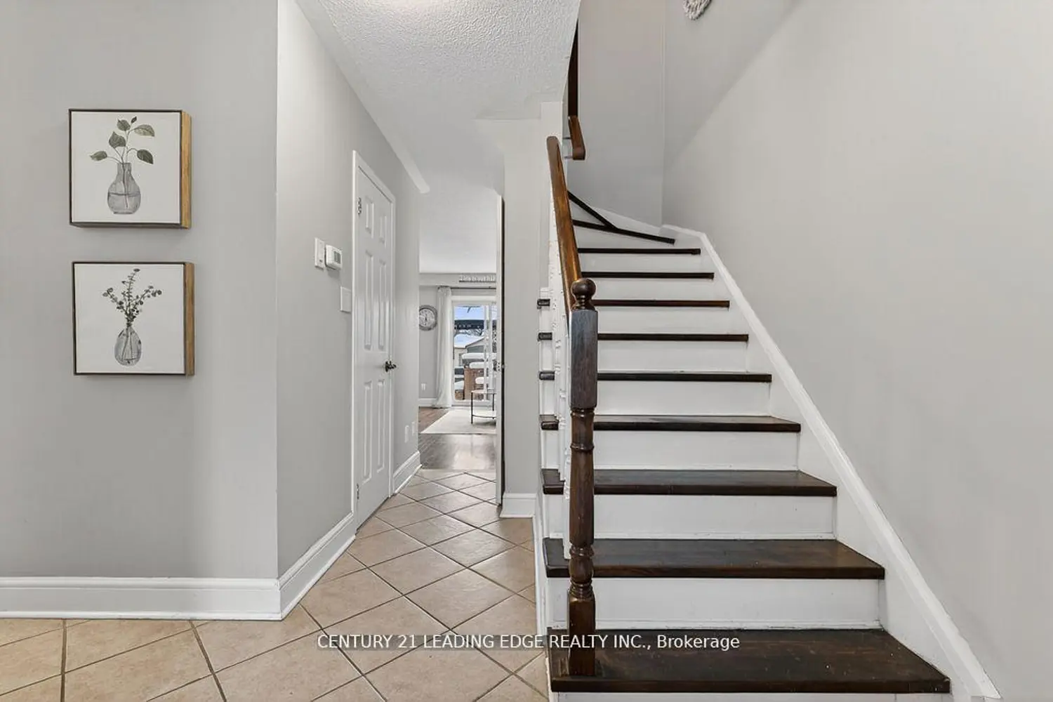 56 Ivory Court