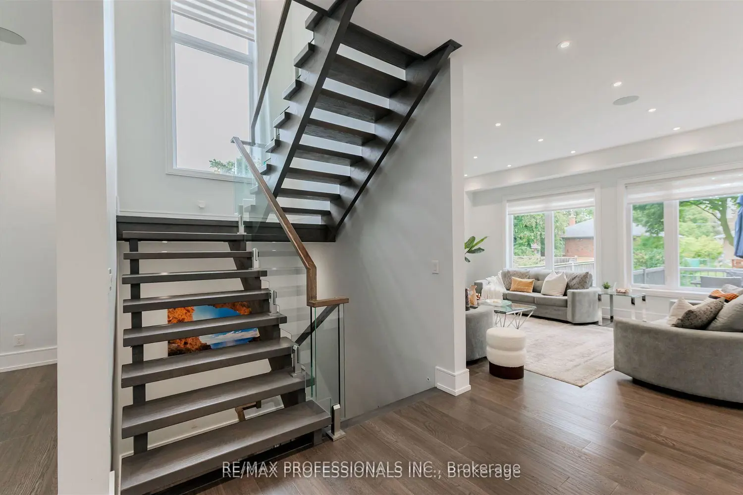Additional image 9 of 4 Dunrobin Drive