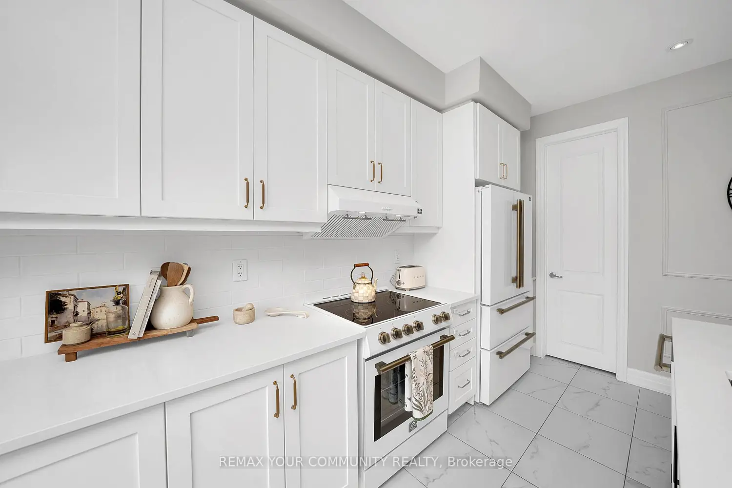 313 Kleinburg Summit Way photo 4