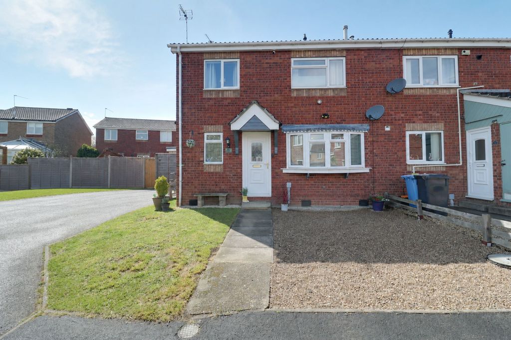 2 bed terraced house for saleLaurel Close, Gainsborough DN21