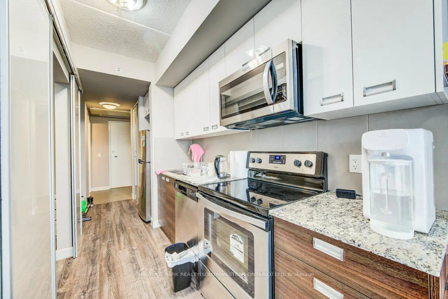 Additional image 11 of 308 Lester Street 528