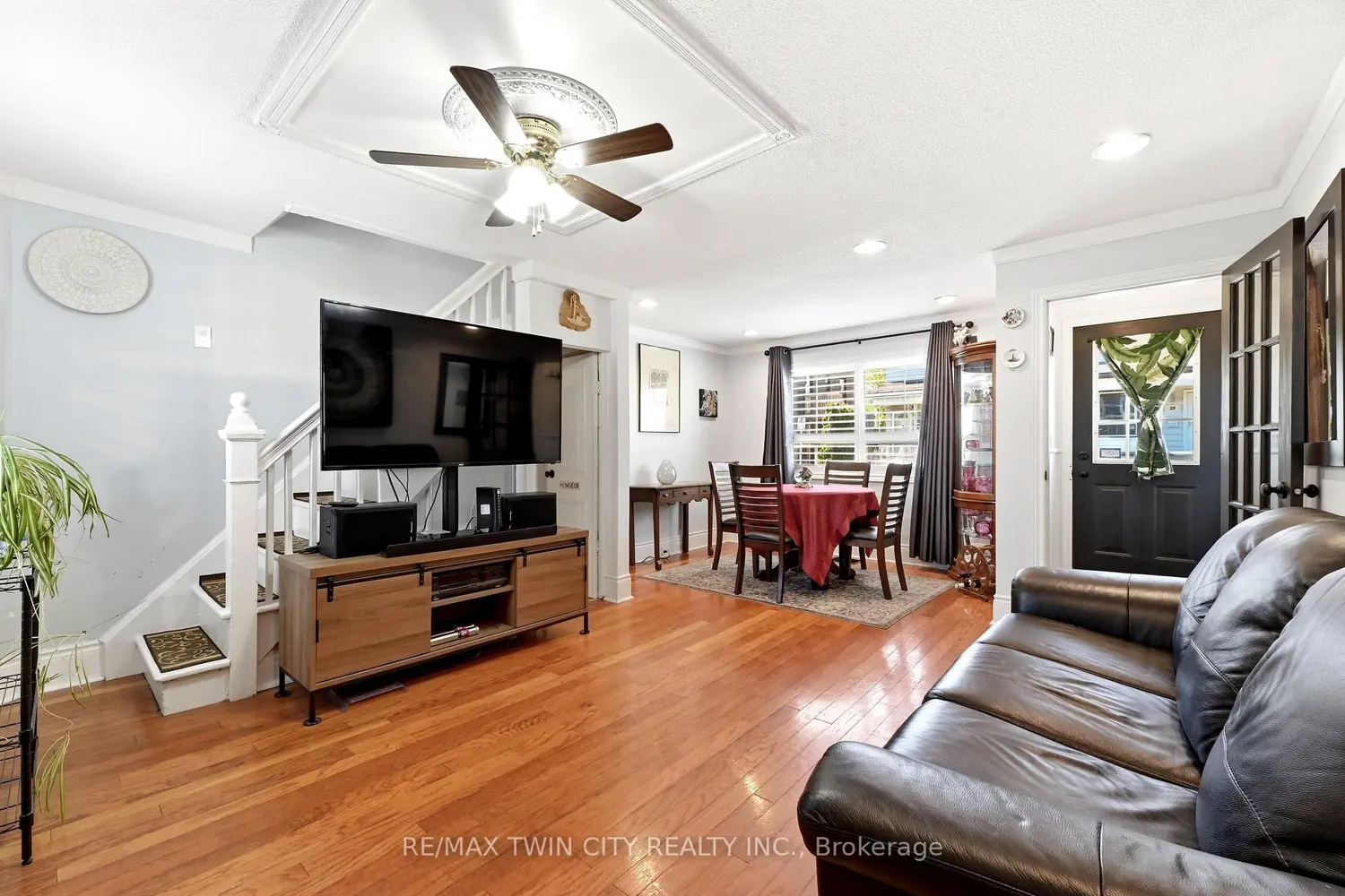 23 Britannia Avenue photo 3