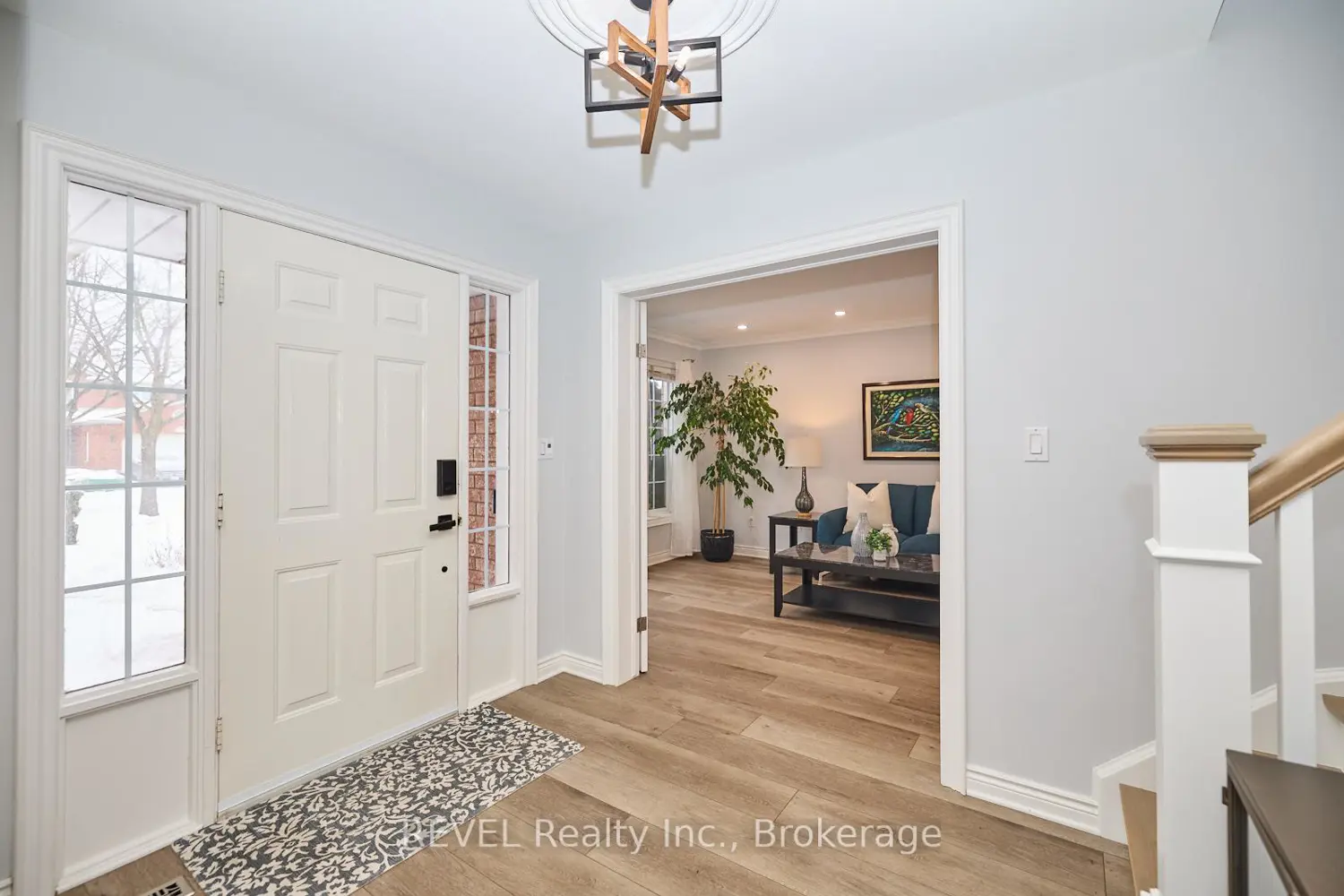 Additional image 3 of 8007 Oakridge Drive