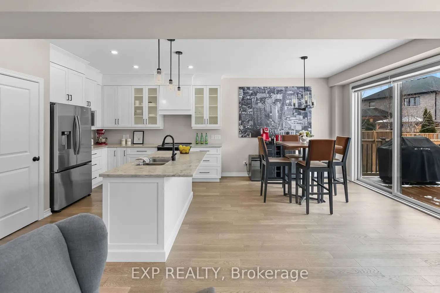 153 Susan Drive photo 3