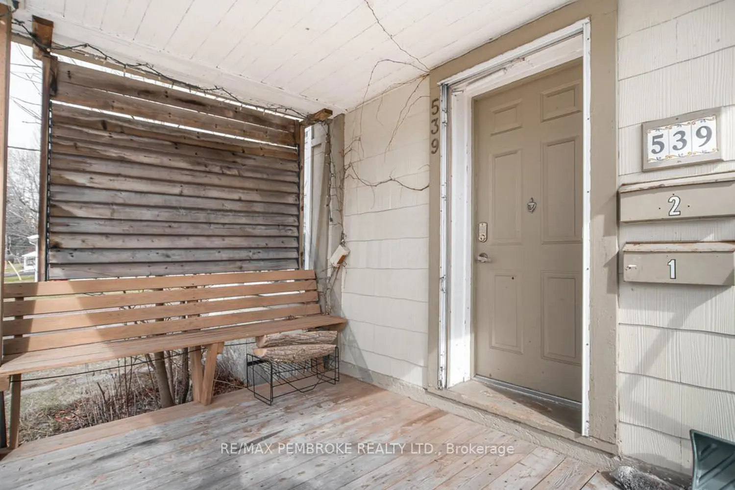 539 Mcgee Street photo 3