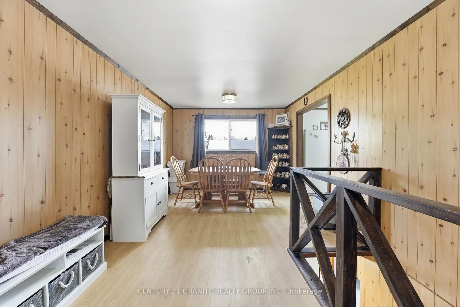 2710 Monck Road photo 4
