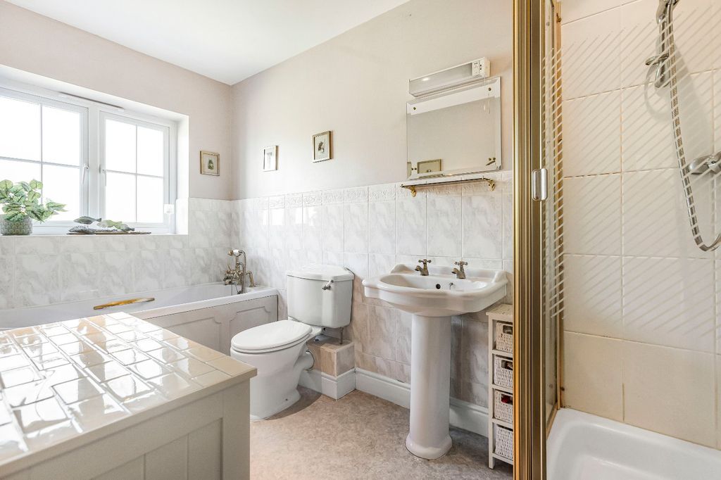 Additional image 27 of 5 bed detached house for saleNursery View, Faringdon, Oxfordshire SN7