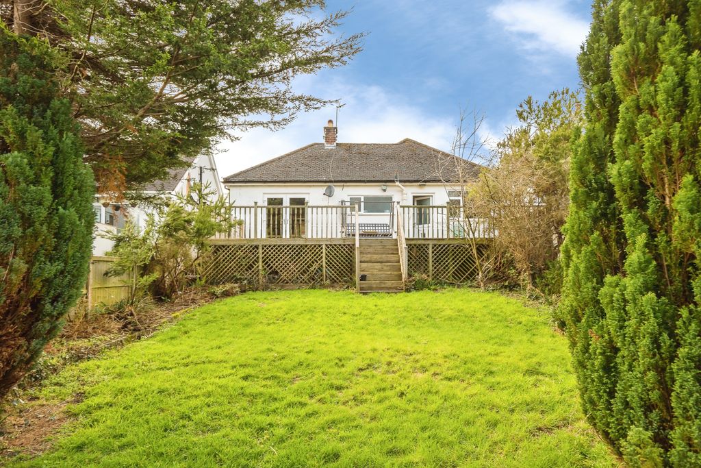 2 bed detached bungalow for saleHalkyn Road, Flint CH6