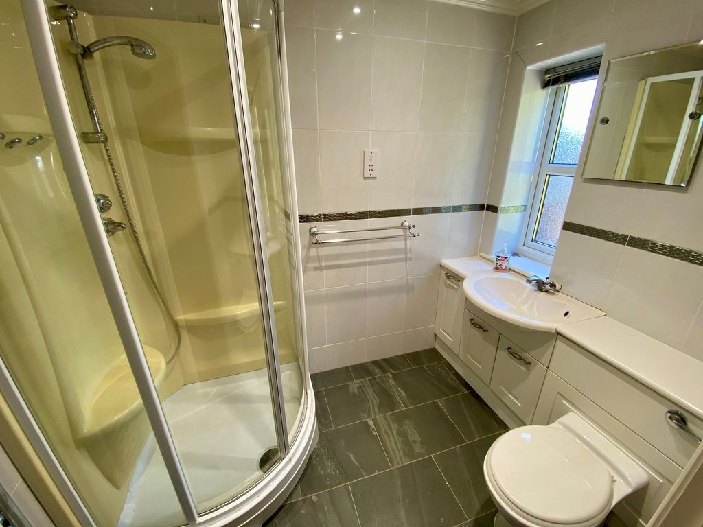 Additional image 24 of 6 bed detached house for saleManthorpe Road, Grantham NG31