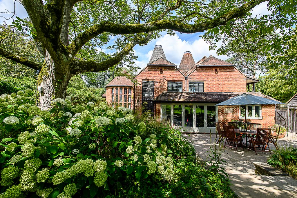 Additional image 27 of 5 bed detached house for salePitt Lane, Frensham, Farnham GU10