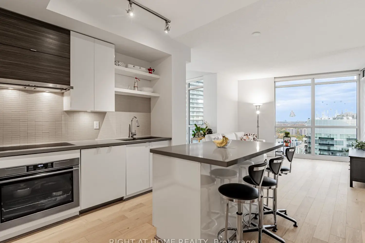 59 Annie Craig Drive 3507