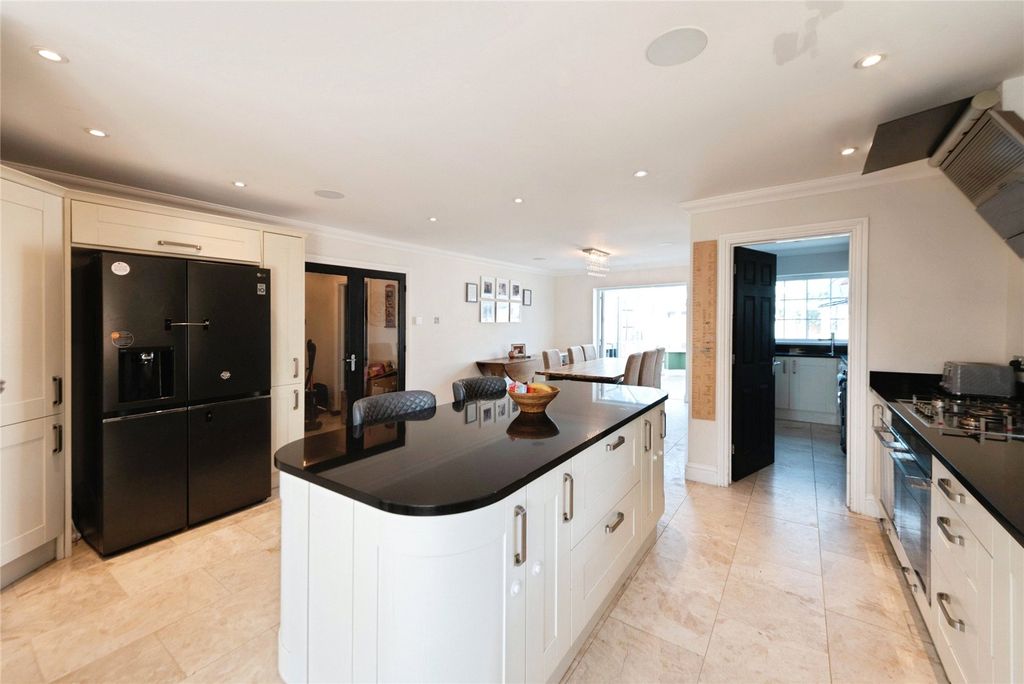 5 bed detached house for saleCatisfield Road, Fareham, Hampshire PO15