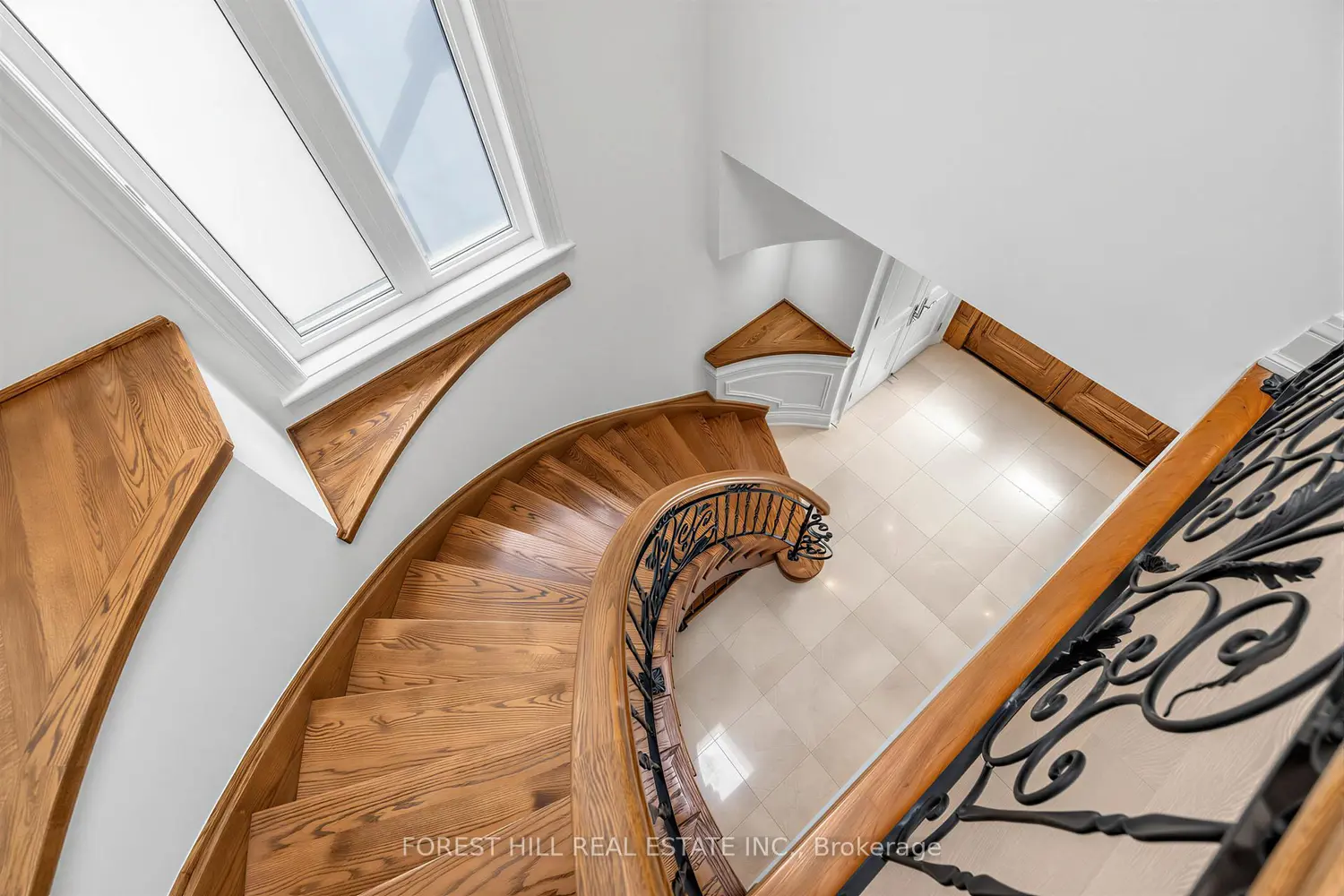 Additional image 10 of 131 Estelle Avenue