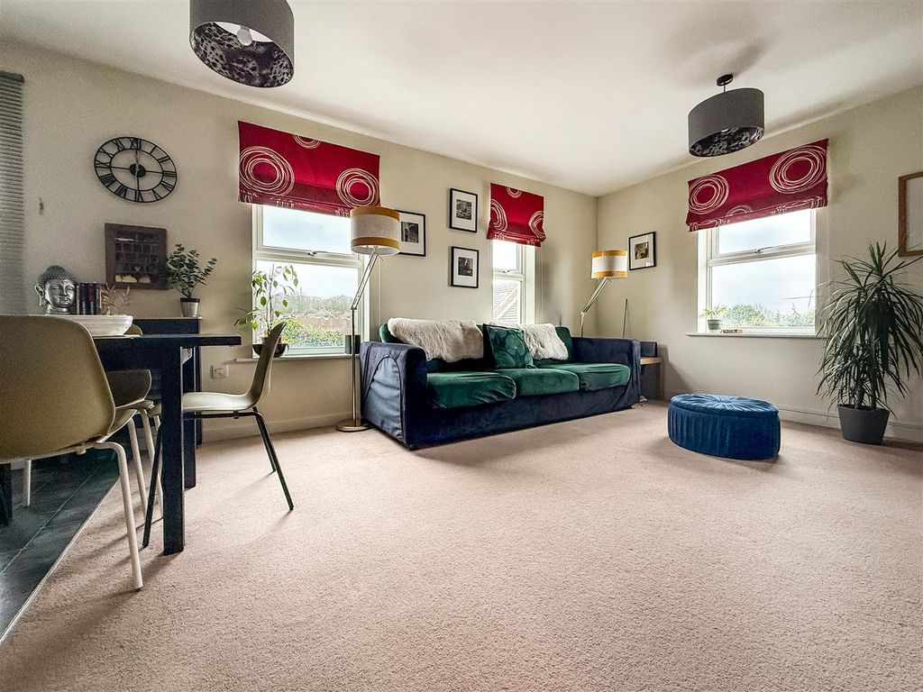 Additional image 14 of 2 bed flat for saleOysell Gardens, Portchester PO16