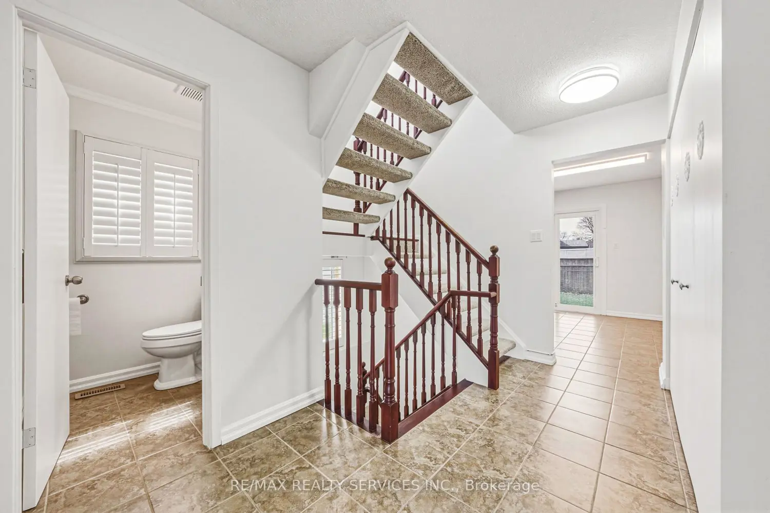 4 Mount Forest Drive photo 3