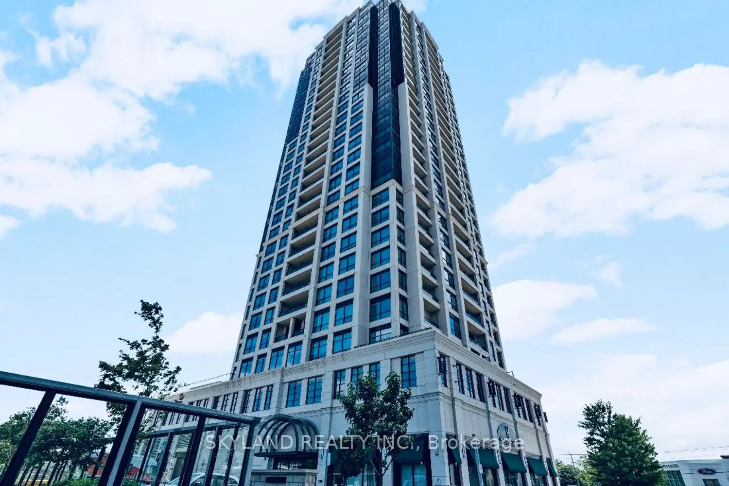 1 Grandview Avenue 911
