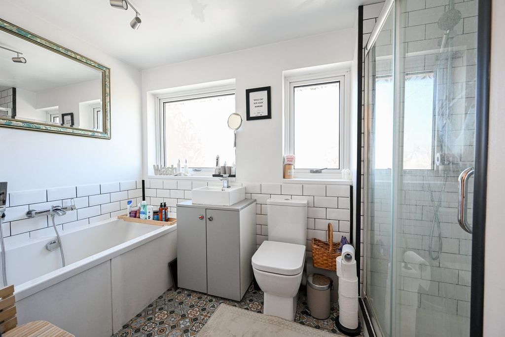 Additional image 11 of 3 bed semi-detached house for saleOaklands Close, Fordingbridge SP6
