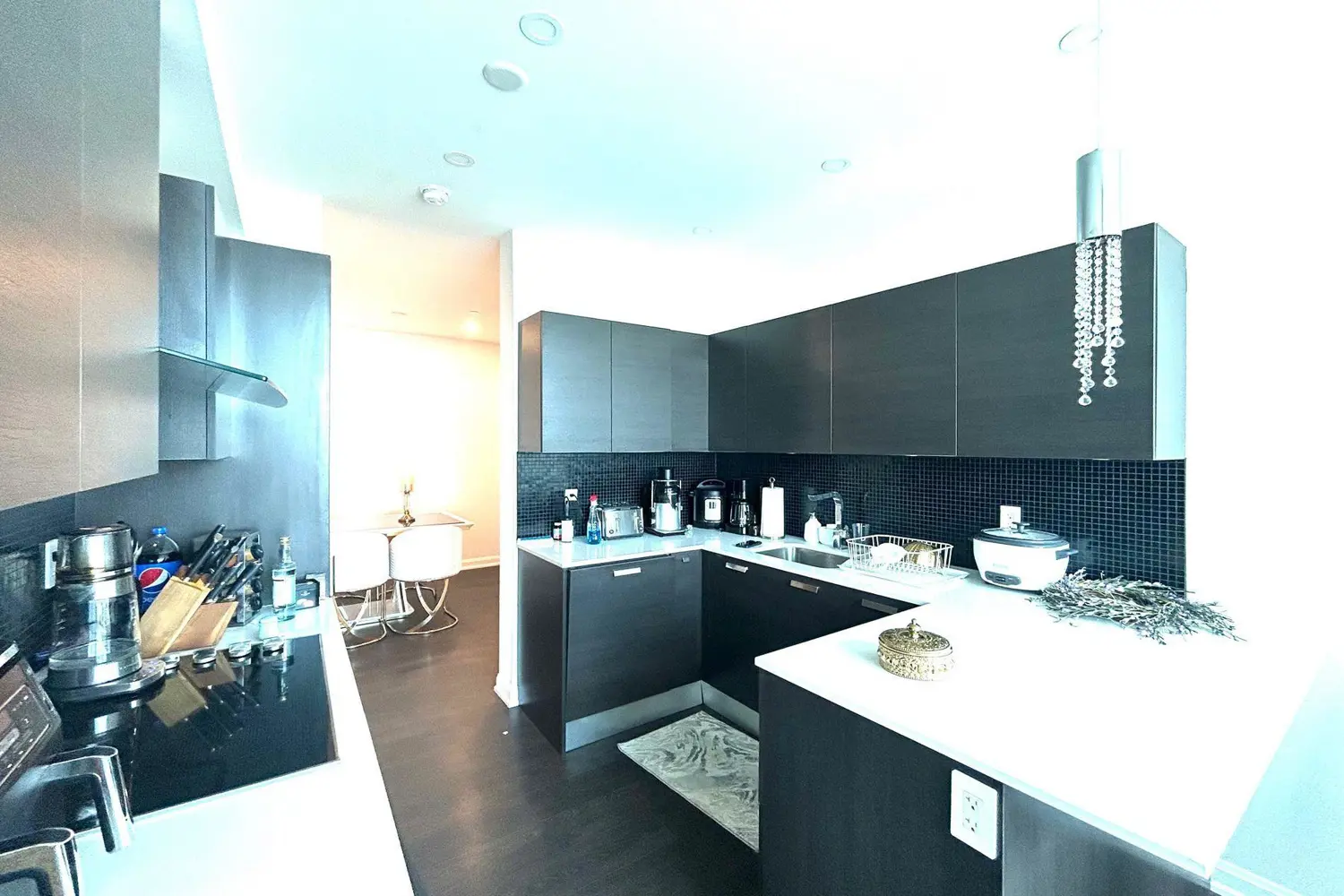 Additional image 3 of 11 Bogert Avenue 3305