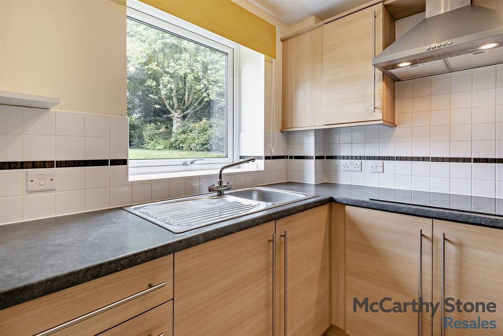 Additional image 7 of 1 bed flat for saleMartin Court, St. Catherines Road, Grantham NG31