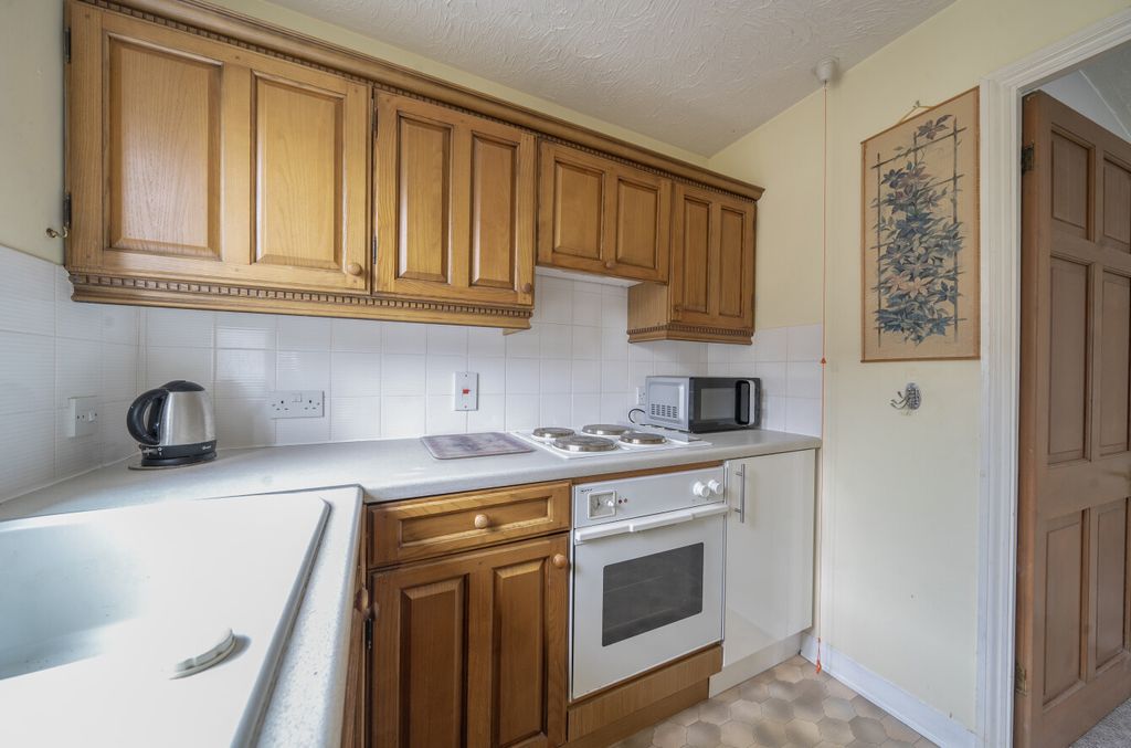 Additional image 2 of 1 bed maisonette for saleCoxwell Gardens, Faringdon, Oxfordshire SN7