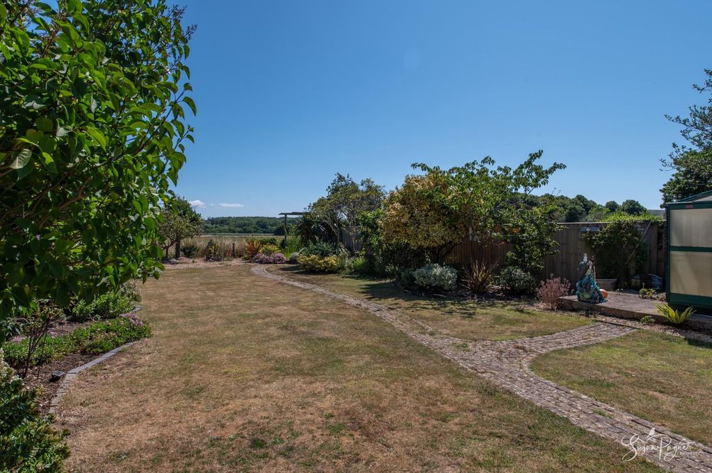 Additional image 37 of 3 bed detached bungalow for saleCopse Lane, Freshwater PO40