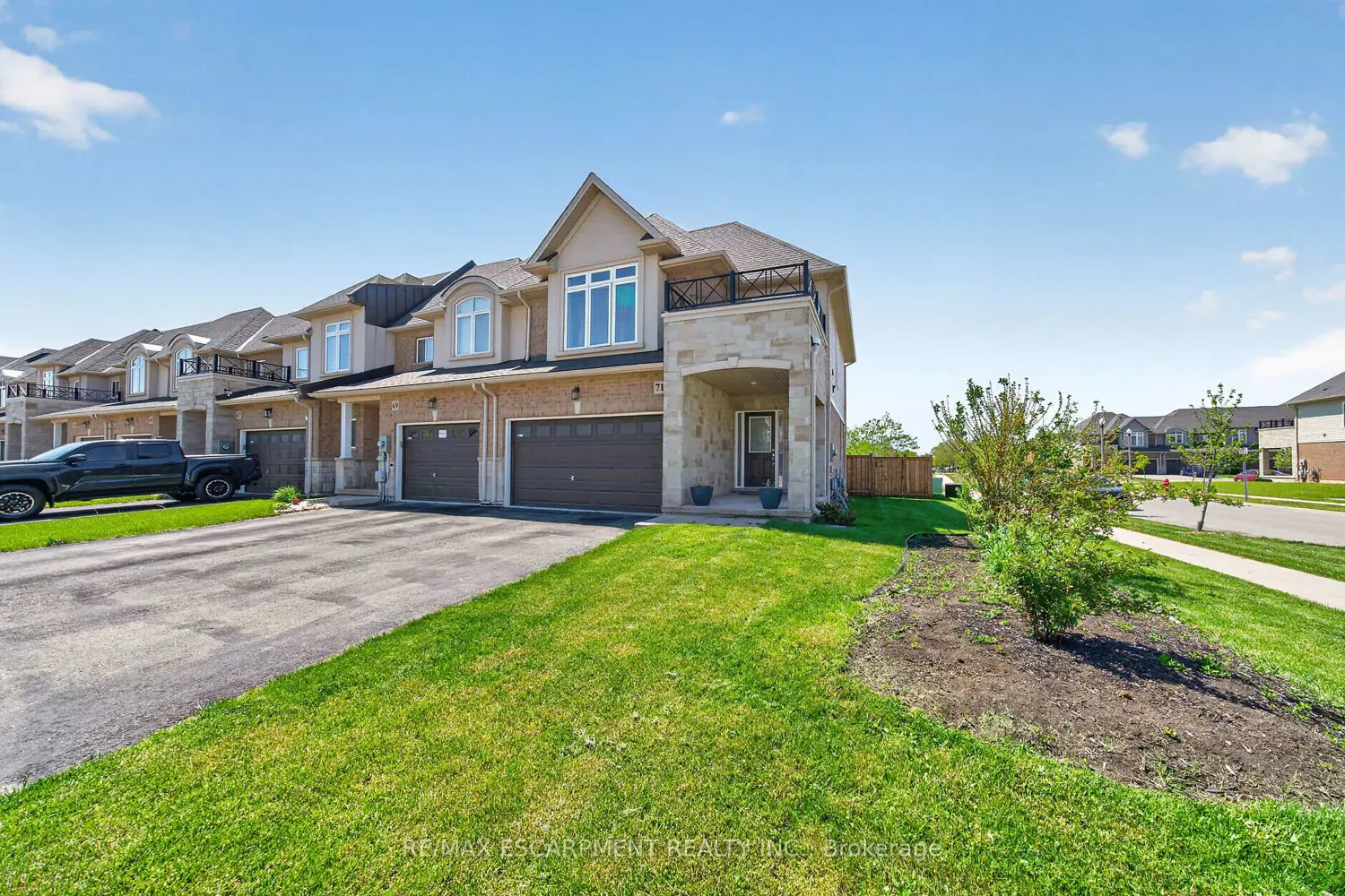 71 Foothills Lane