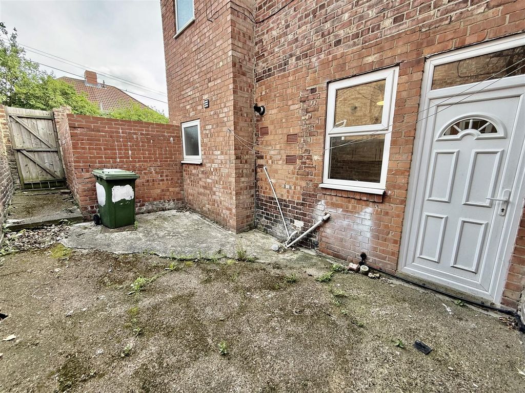 Additional image 8 of 2 bed flat for saleFaraday Grove, Gateshead NE8
