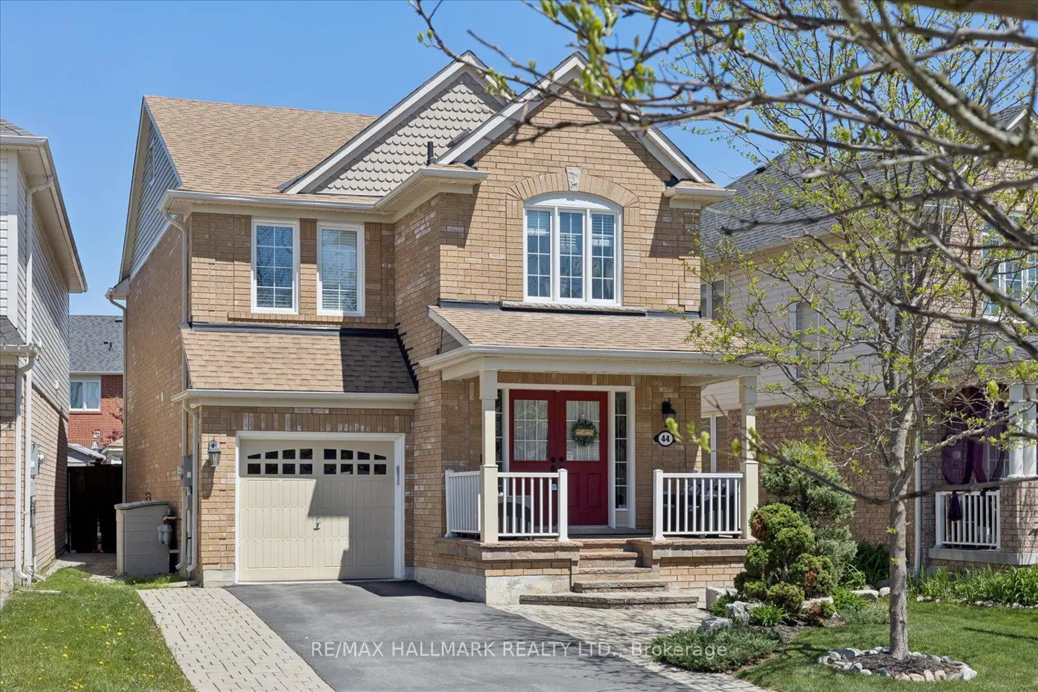 44 Fred Silvester Road photo 2