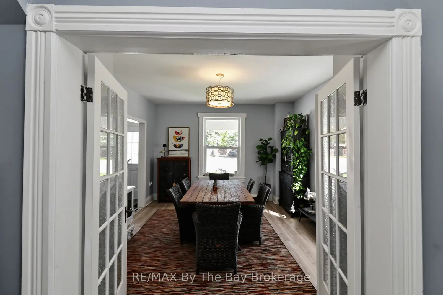 87 Queen Street photo 3