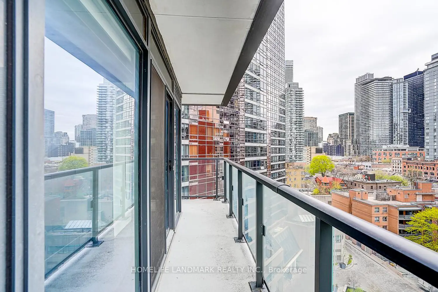 Additional image 9 of 955 Bay Street 1116