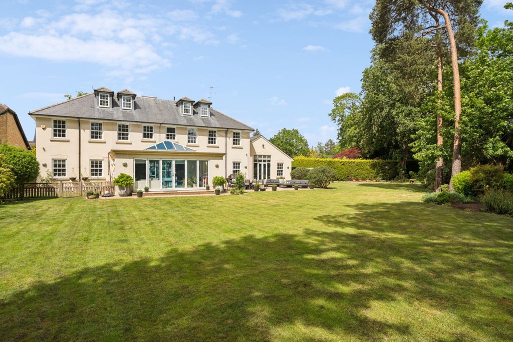 Additional image 38 of 7 bed detached house for saleCamp Road, Gerrards Cross SL9