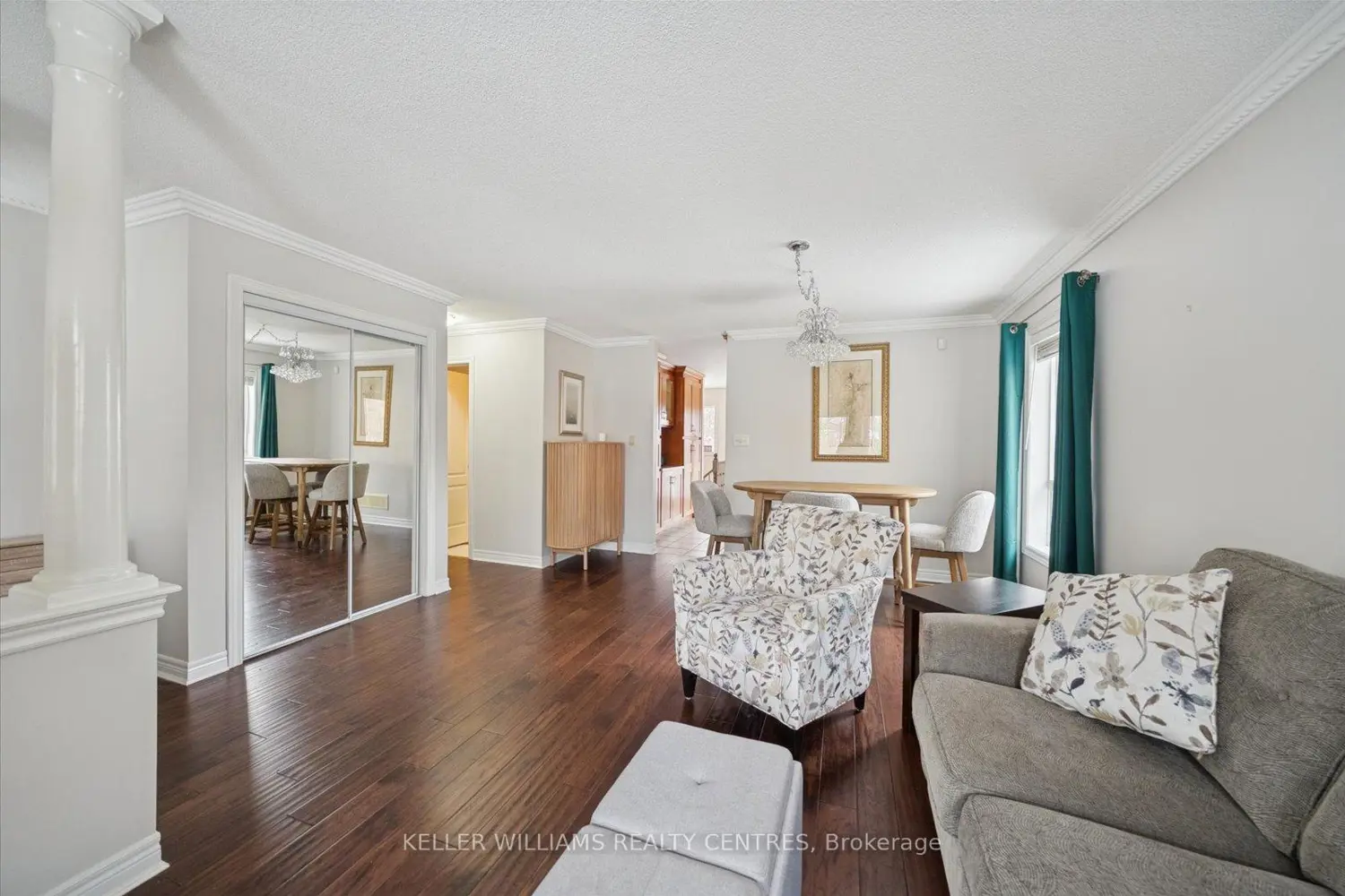 76 Kerfoot Crescent photo 3
