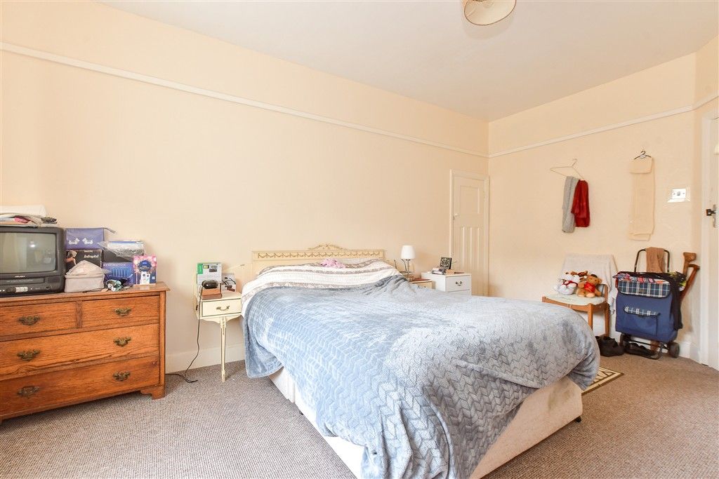 Additional image 10 of 3 bed flat for saleTennyson Road, Freshwater, Isle Of Wight PO40