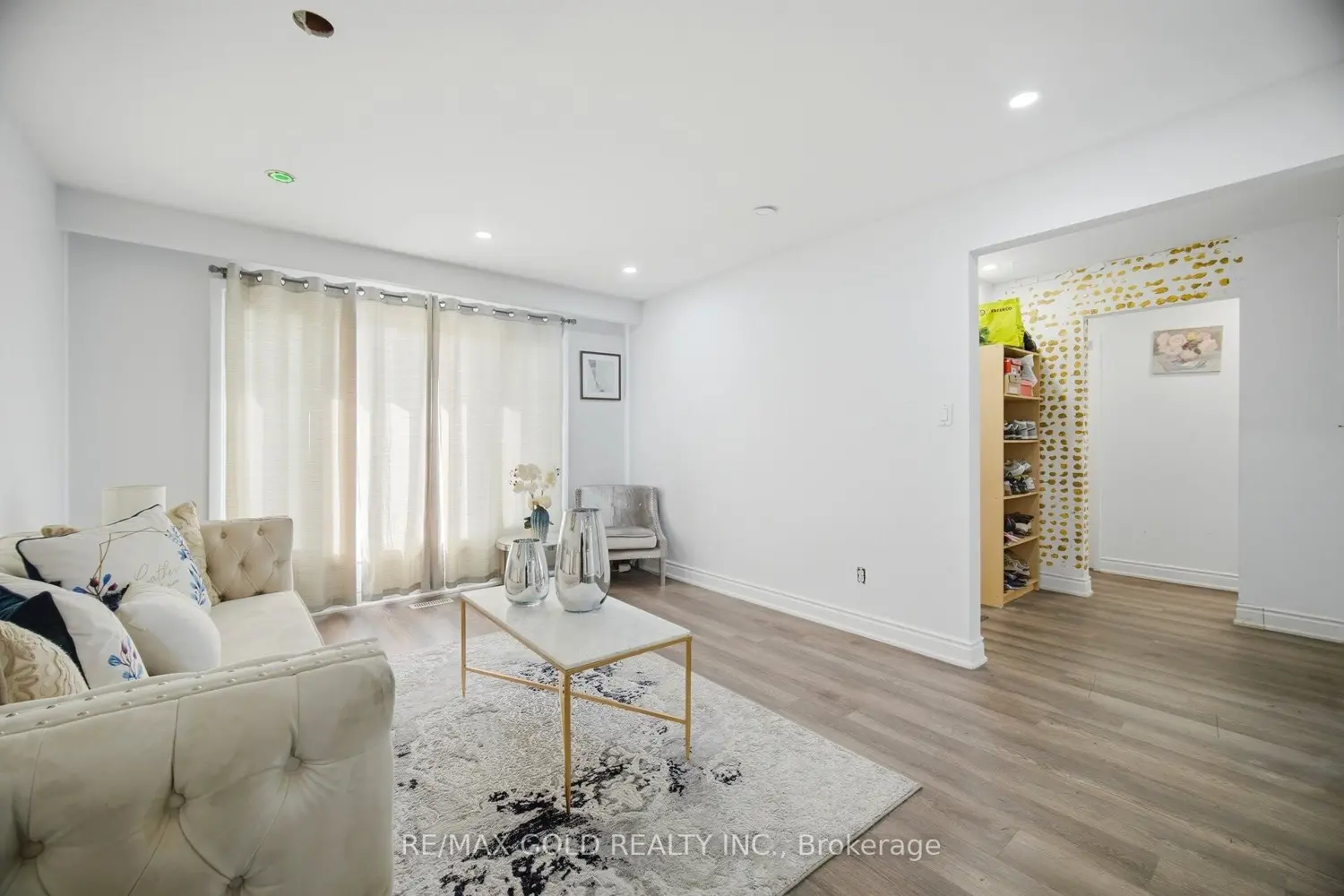 3345 Monica Drive photo 4