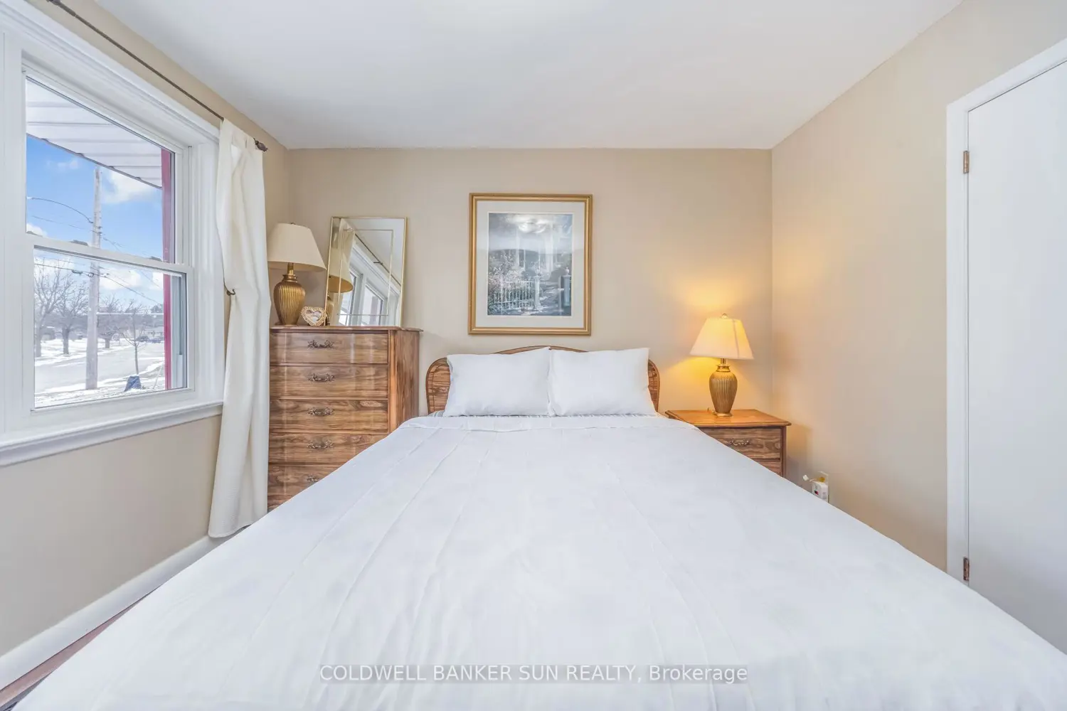 84 Dumbarton Street photo 4