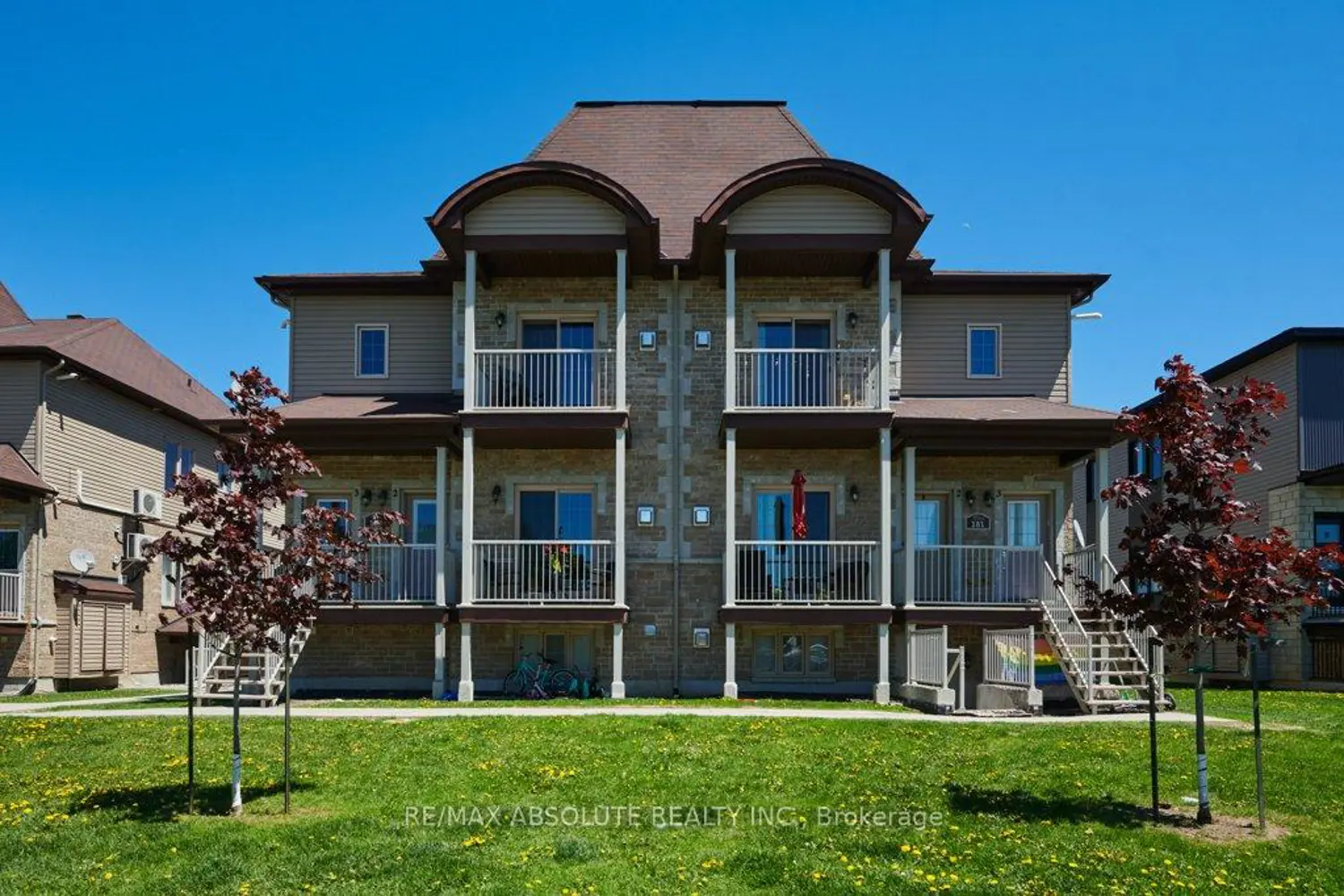 183 Bourdeau Boulevard 4