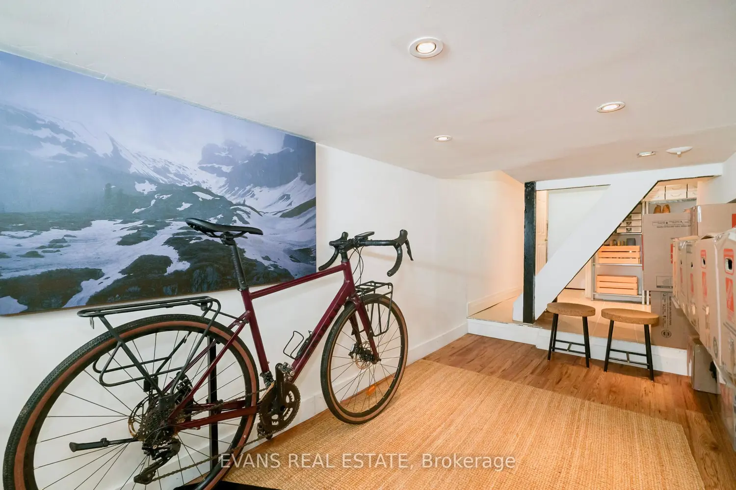 Additional image 14 of 448 Gerrard Street