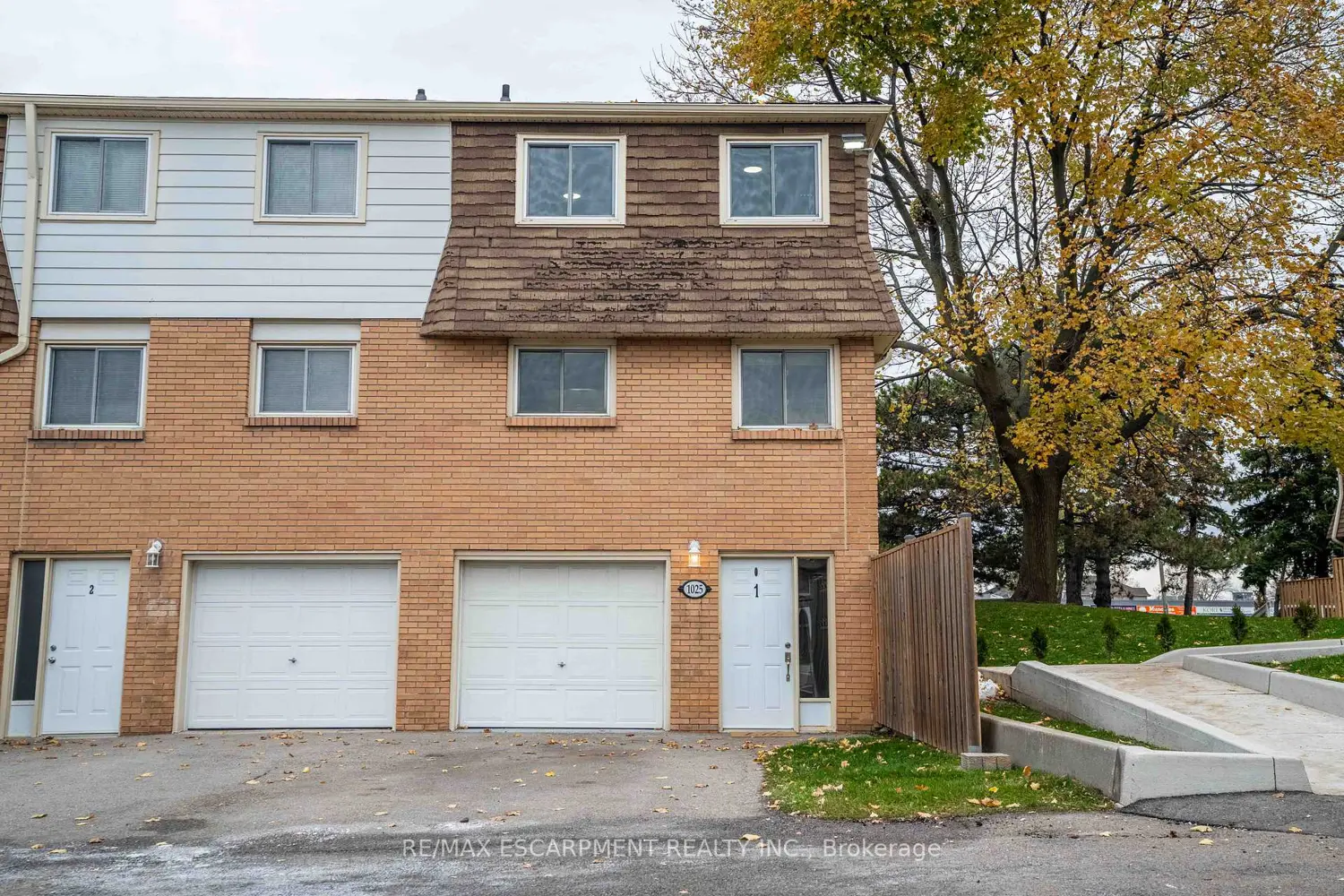1025 Upper Gage Avenue 1