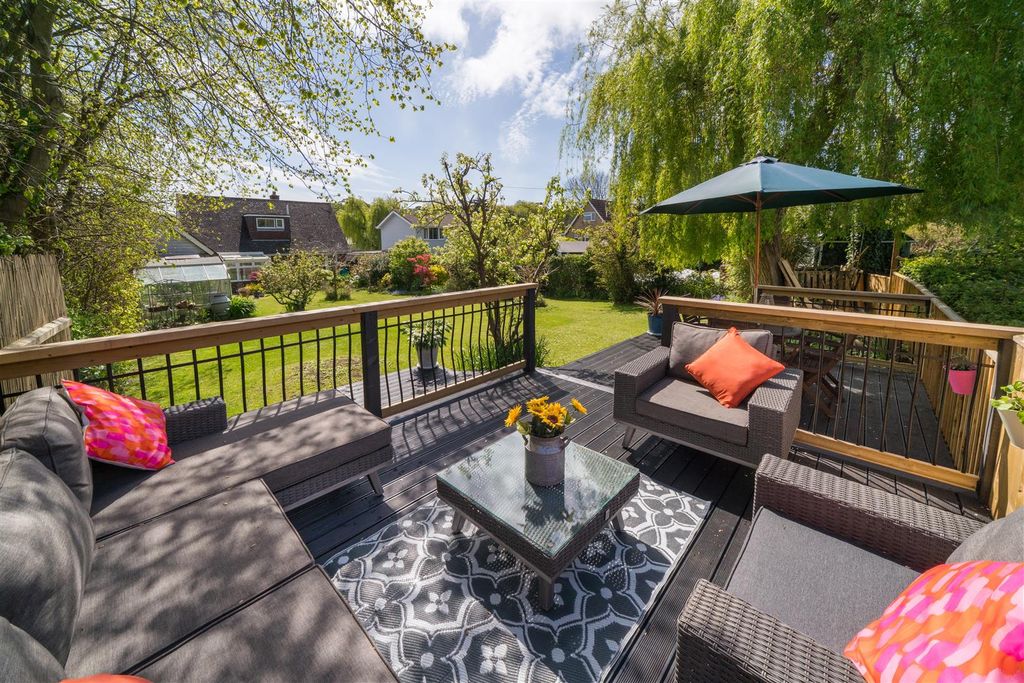 Additional image 2 of 3 bed detached house for saleNorton Green, Isle Of Wight PO40