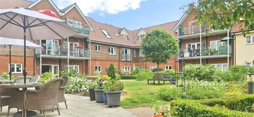 Additional image 4 of 2 bed flat for saleKeble Court, Redfields Lane, Church Crookham GU52